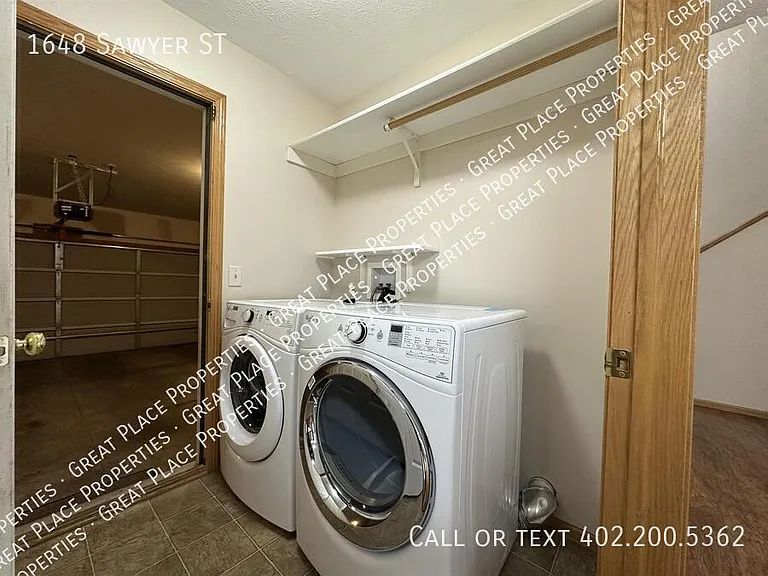 1648 Sawyer St — Photo 20