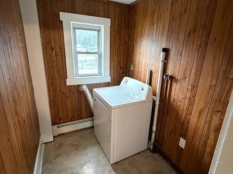 113 Main St #B — Photo 12