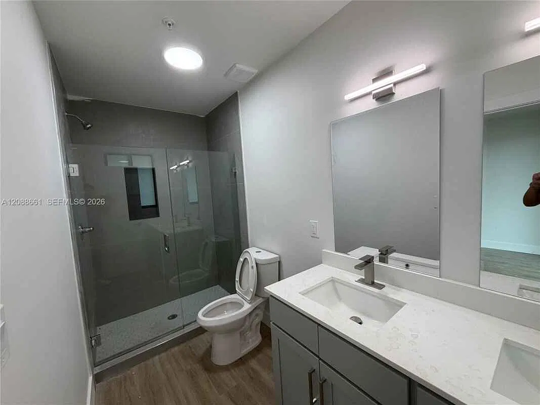 6480 Ne 1st Ave # 6470 Miami, Fl 33150 — Photo 4