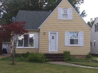 6102 Westminster Dr, Parma, OH