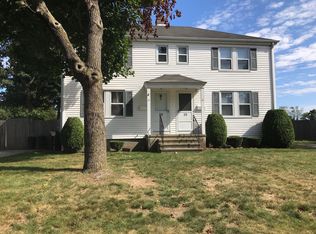 26 Ranger Rd, North Kingstown, RI 02852