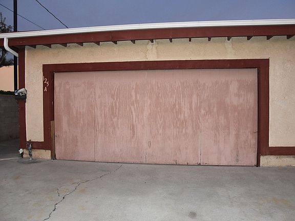 2nd image of 125 S Cypress St #125