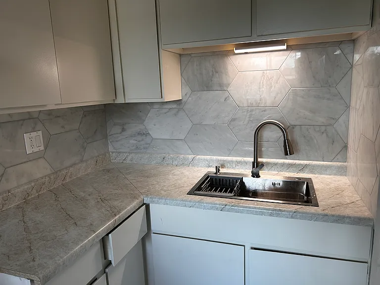 7314 N Harlem Ave #2R — Photo 3