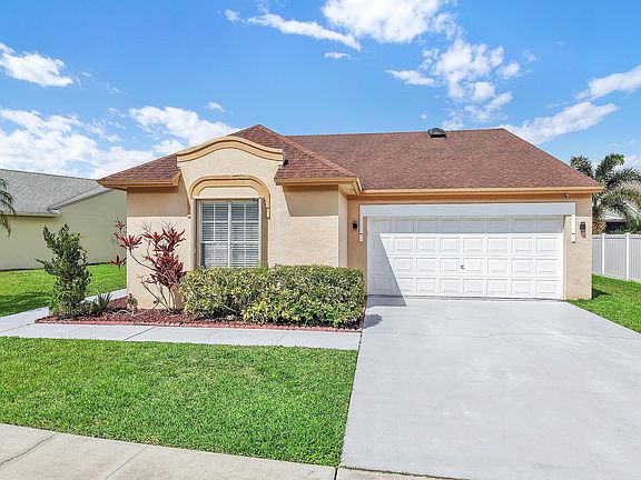 3rd image of 22561 Middletown Drive