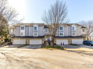 354 Stevens Ct, Grayslake, IL 60030