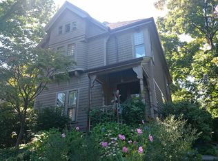 17 Edgehill Rd, Brookline, MA 02445