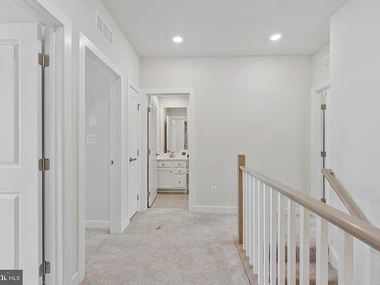 13270 Woodland Park Rd #3J — Photo 12