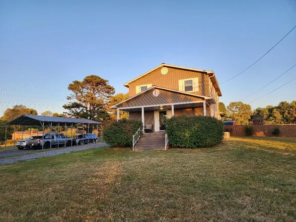 4176 Grandview Rd, Beaver, WV 25813