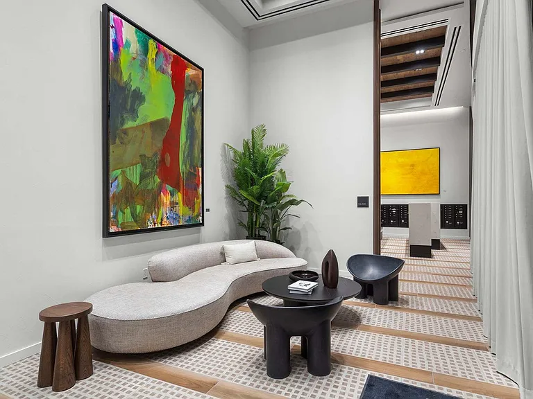 Building's Lounge
