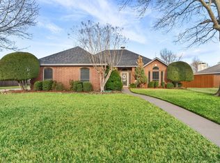 401 E Church St, Forney, TX