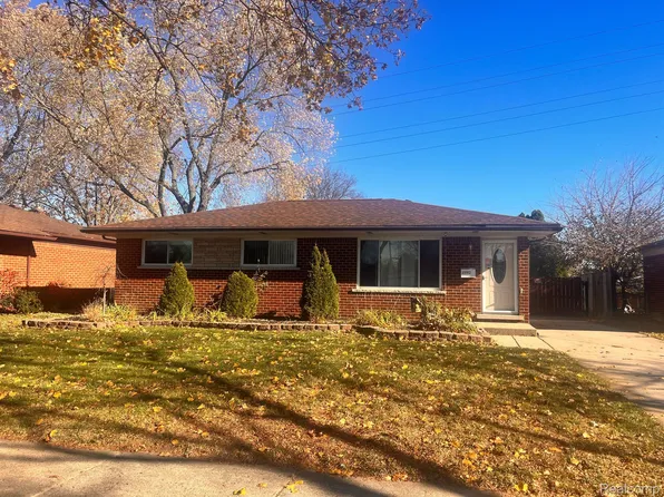 29912 Sutherland Dr, Warren, MI 48088