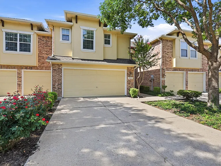10067 Wake Bridge Dr — Photo 1