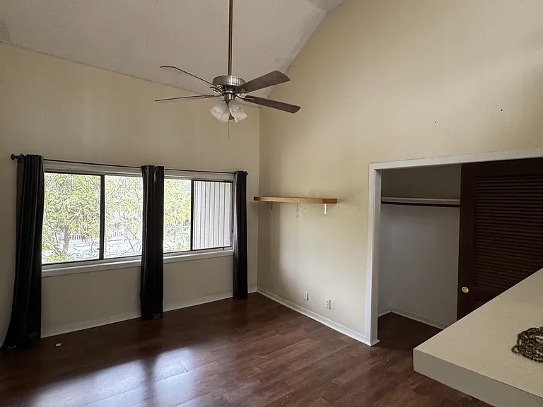 209 Crown Oaks Way — Photo 19