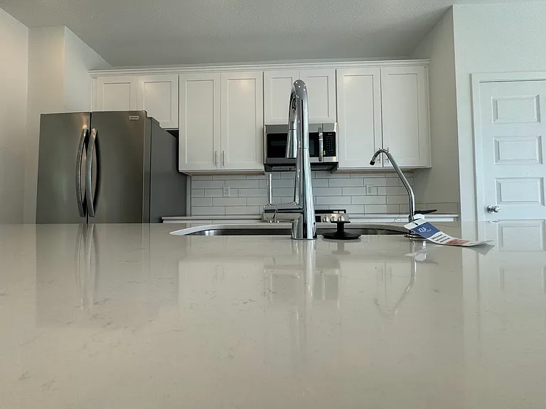 13847 Gatsby Dr — Photo 40