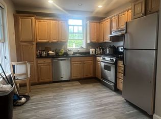 37 Kendall St, Brookline, MA 02445