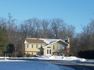 9 Aron Ct, Spring Valley, NY 10977