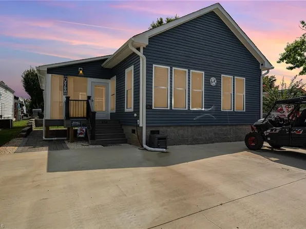 163 Cardinal Dr, New London, NC 28127