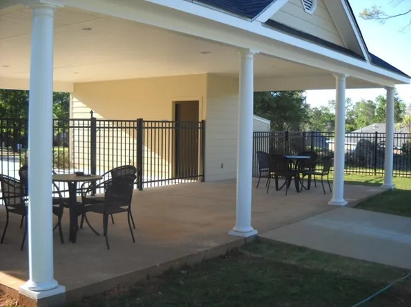 Northpointe - 3 bedroom 3 bathroom Townhouse, 1085-04 Northpointe Cir, Auburn, AL 36832