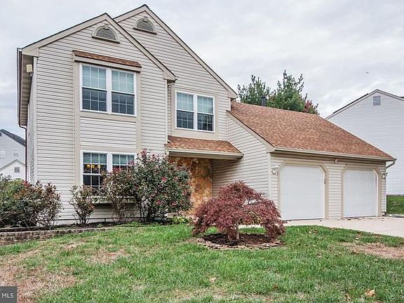 3rd image of 119 Glasswycke Dr