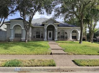 501 Goldfinch St, Laredo, TX 78045