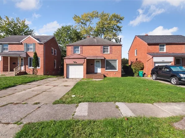 5058 Thomas St, Maple Heights, OH 44137