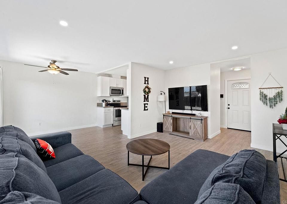 1st image of 3640 Arey Dr APT 4