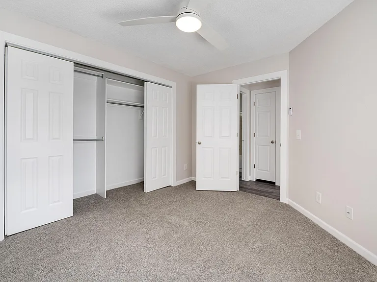 13873 E Lehigh Ave #D — Photo 27