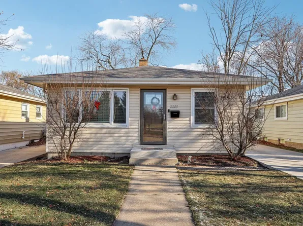 2203 Ohio STREET, Racine, WI 53405