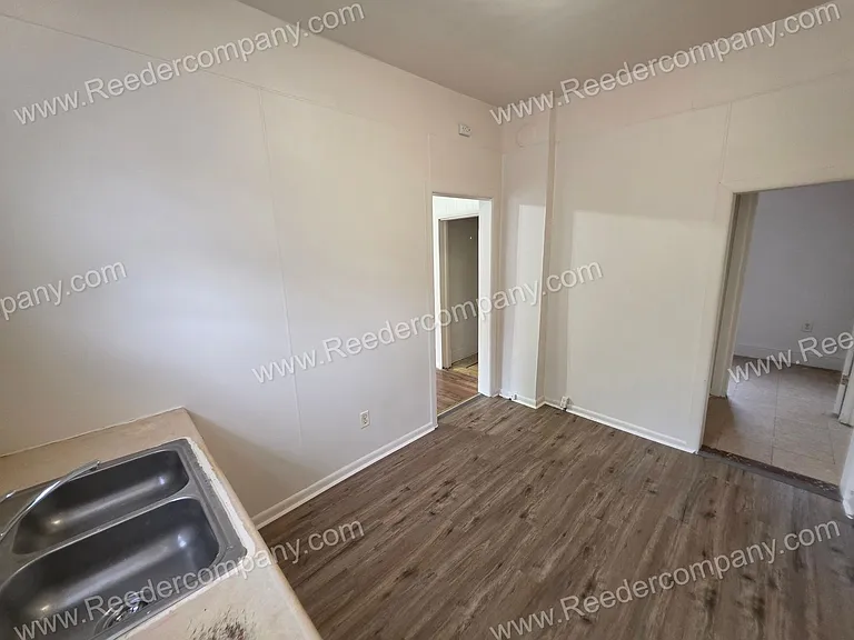 3915 Catalpa Street — Photo 11