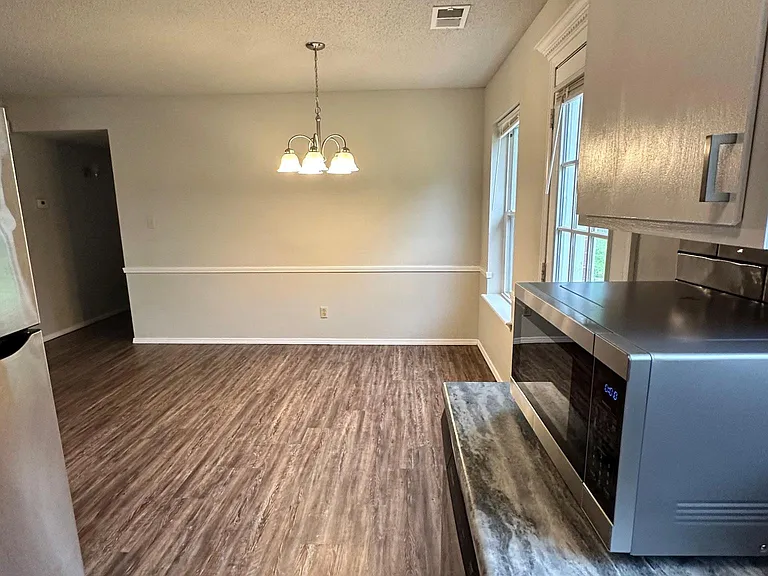 409 Boulder Dr — Photo 4