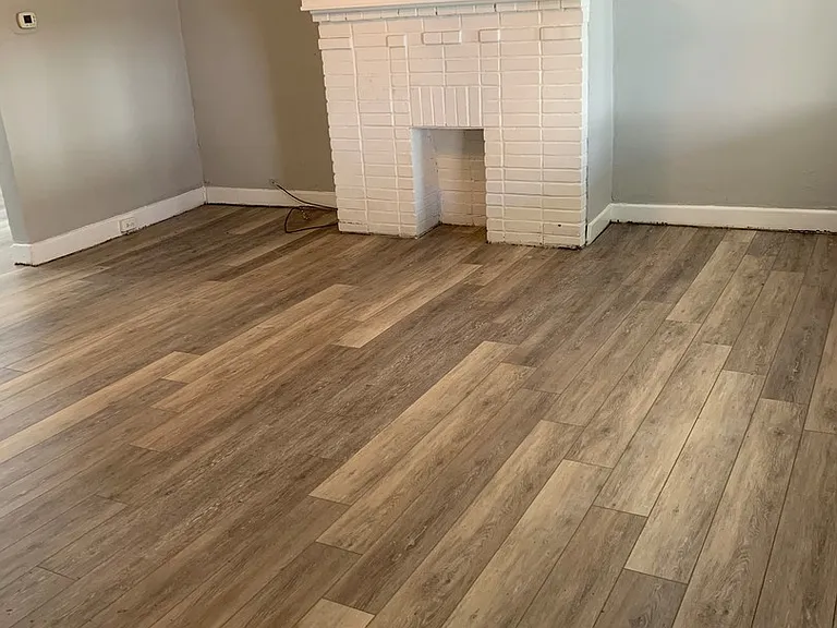 429 Grace St — Photo 2