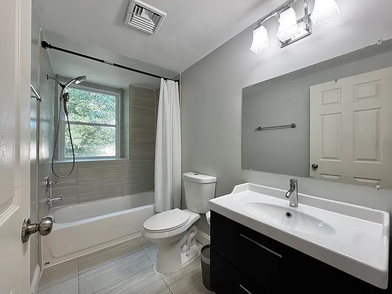 7617 Allendale Dr — Photo 40