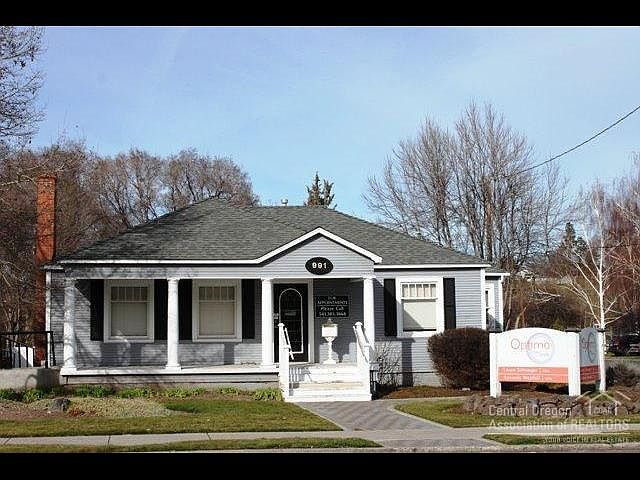 1st image of 991 NE 3rd St