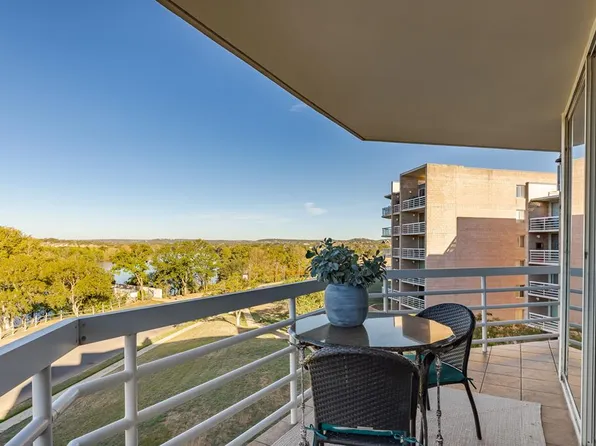 1006 Guadalupe St, Kerrville, TX 78028