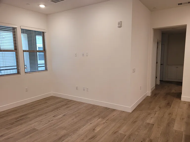 1000 Berryessa Ln #341 — Photo 5