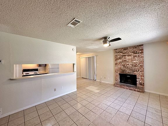 3rd image of 4806 Rainbow Cir