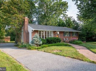 106 Charmuth Rd, Lutherville Timonium, MD 21093