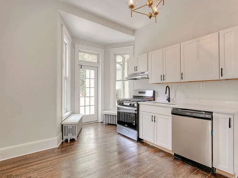 2343 Park Ave #F — Photo 5