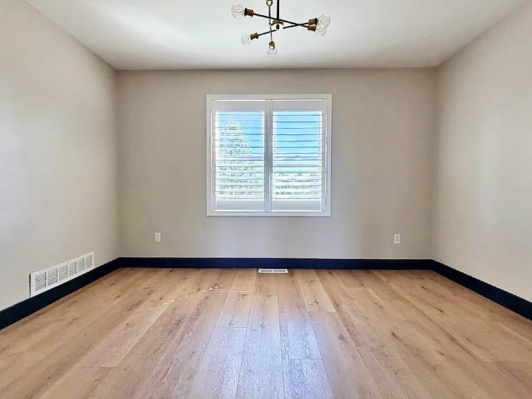 6764 Hillridge Pl — Photo 11