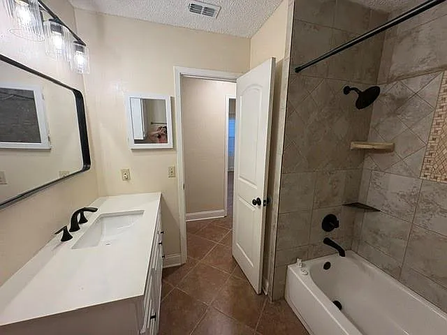 12405 Alderbrook Dr #B — Photo 12
