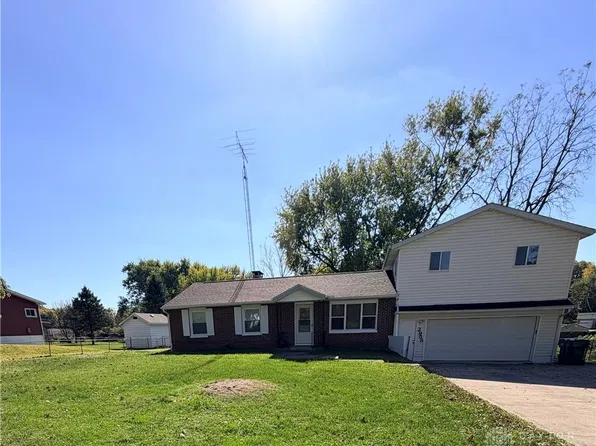2955 Wylie Dr, Fairborn, OH 45324