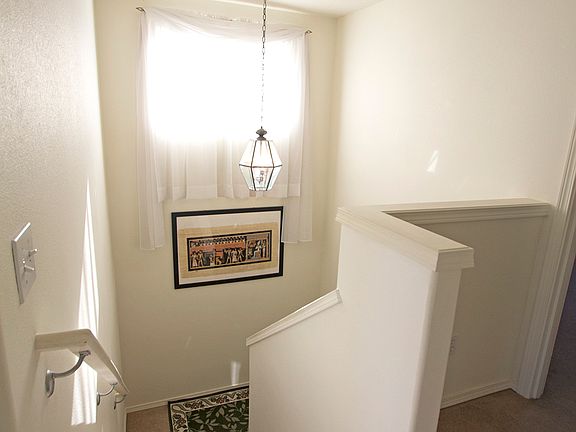 5th image of 1541 SE Sweetbay St