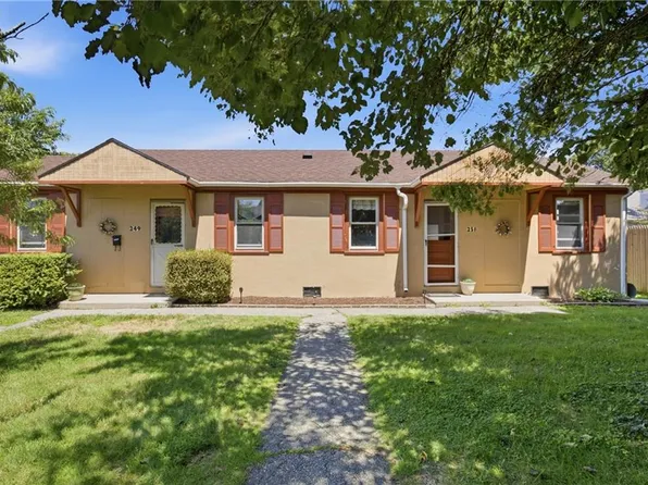 249-251 W Main Rd, Middletown, RI 02842