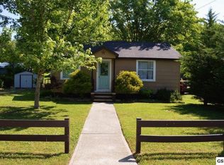 616 Paine St, Sevierville, TN 37862
