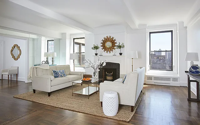 Sold by Stribling | media 1