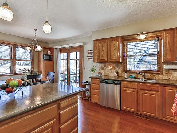 5th image of 5436 Brittany Ct