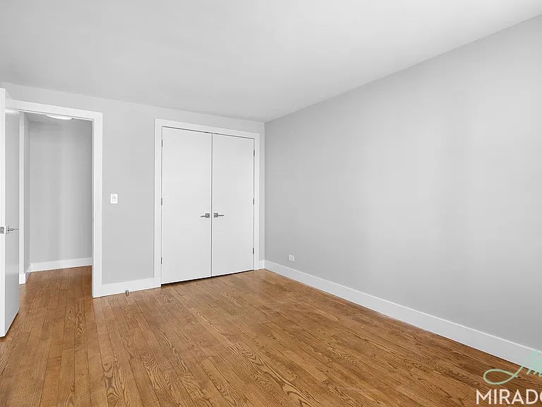 330 E 39th St #32D — Photo 5