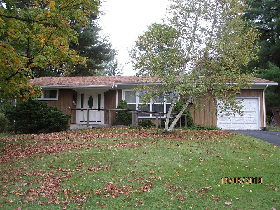 1st image of 15 Sharon St