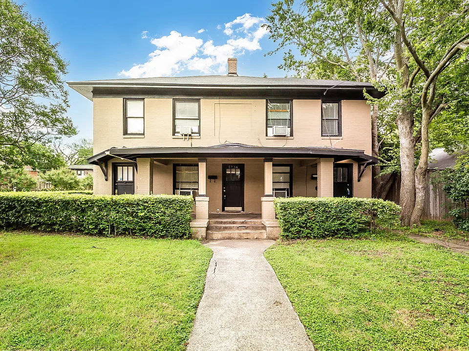 5736 Worth St
