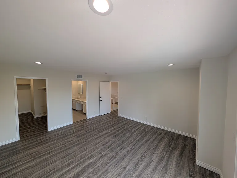 6307 Chimineas Ave — Photo 25